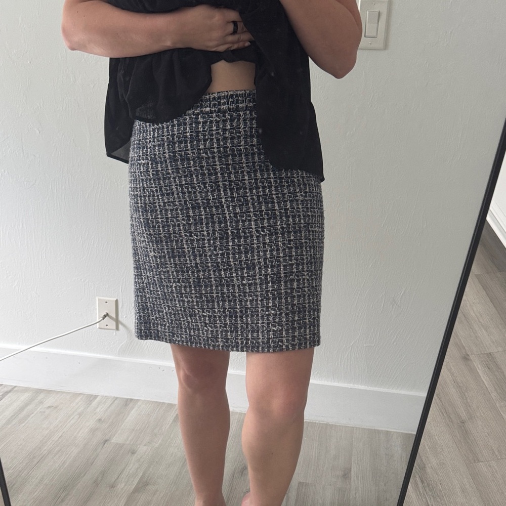 Ann Taylor Black and White Tweed Pencil Skirt